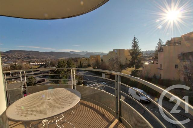 Appartement F4 à vendre - 4 pièces - 84,56 m2 - Gap - 05 - PROVENCE-ALPES-COTE-D-AZUR