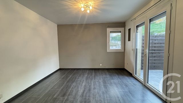 Appartement F3 à vendre - 3 pièces - 68,12 m2 - Gap - 05 - PROVENCE-ALPES-COTE-D-AZUR