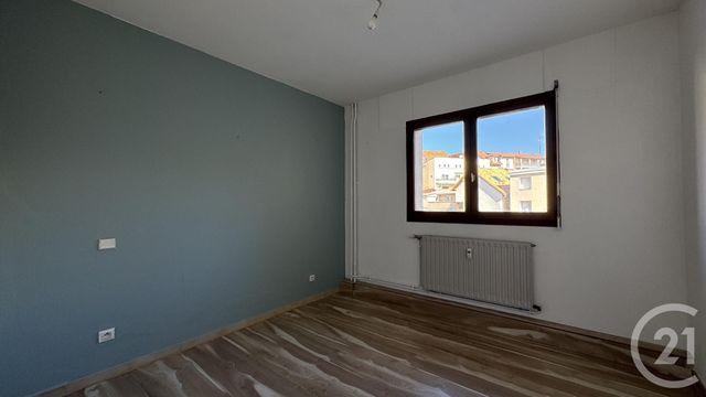 Appartement F3 à vendre - 3 pièces - 81,78 m2 - Gap - 05 - PROVENCE-ALPES-COTE-D-AZUR