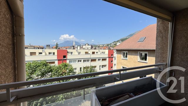 Appartement F3 à vendre - 3 pièces - 105 m2 - Gap - 05 - PROVENCE-ALPES-COTE-D-AZUR