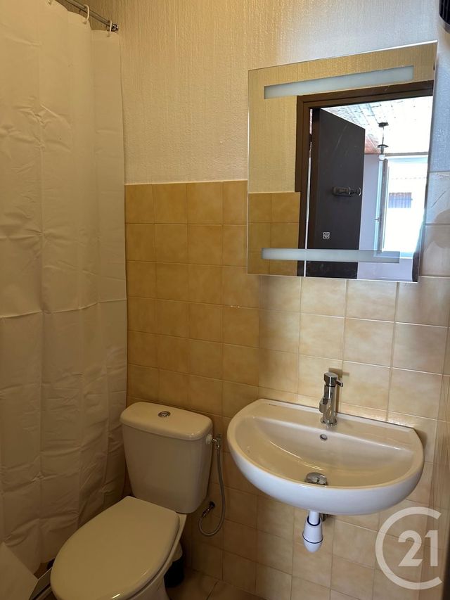 Appartement F1 &agrave; louer - 1 pi&egrave;ce - 21,96 m2 - Gap - 05 - PROVENCE-ALPES-COTE-D-AZUR