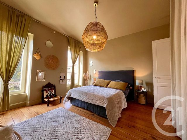 Appartement T4 à vendre - 5 pièces - 200,86 m2 - Gap - 05 - PROVENCE-ALPES-COTE-D-AZUR