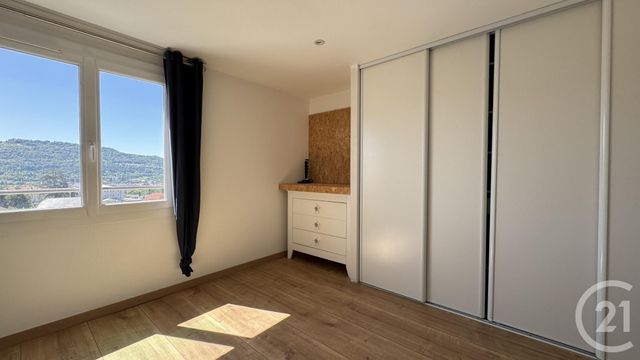 Appartement Duplex à vendre - 4 pièces - 81,06 m2 - Gap - 05 - PROVENCE-ALPES-COTE-D-AZUR