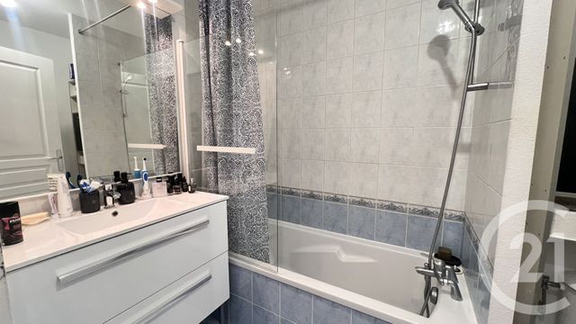 Appartement T2 &agrave; vendre - 2 pi&egrave;ces - 32,96 m2 - Gap - 05 - PROVENCE-ALPES-COTE-D-AZUR