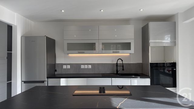 Appartement T4 à vendre - 4 pièces - 92,27 m2 - Gap - 05 - PROVENCE-ALPES-COTE-D-AZUR