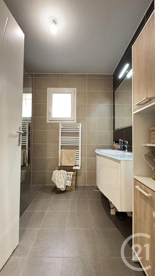 Appartement T4 à vendre - 4 pièces - 94,71 m2 - Tallard - 05 - PROVENCE-ALPES-COTE-D-AZUR