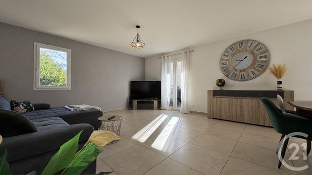 Appartement T4 à vendre - 4 pièces - 94,71 m2 - Tallard - 05 - PROVENCE-ALPES-COTE-D-AZUR