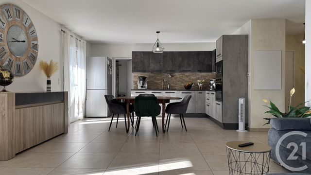 Appartement T4 à vendre - 4 pièces - 94,71 m2 - Tallard - 05 - PROVENCE-ALPES-COTE-D-AZUR