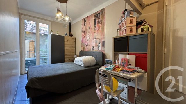 Appartement T4 à vendre - 3 pièces - 98,29 m2 - Gap - 05 - PROVENCE-ALPES-COTE-D-AZUR