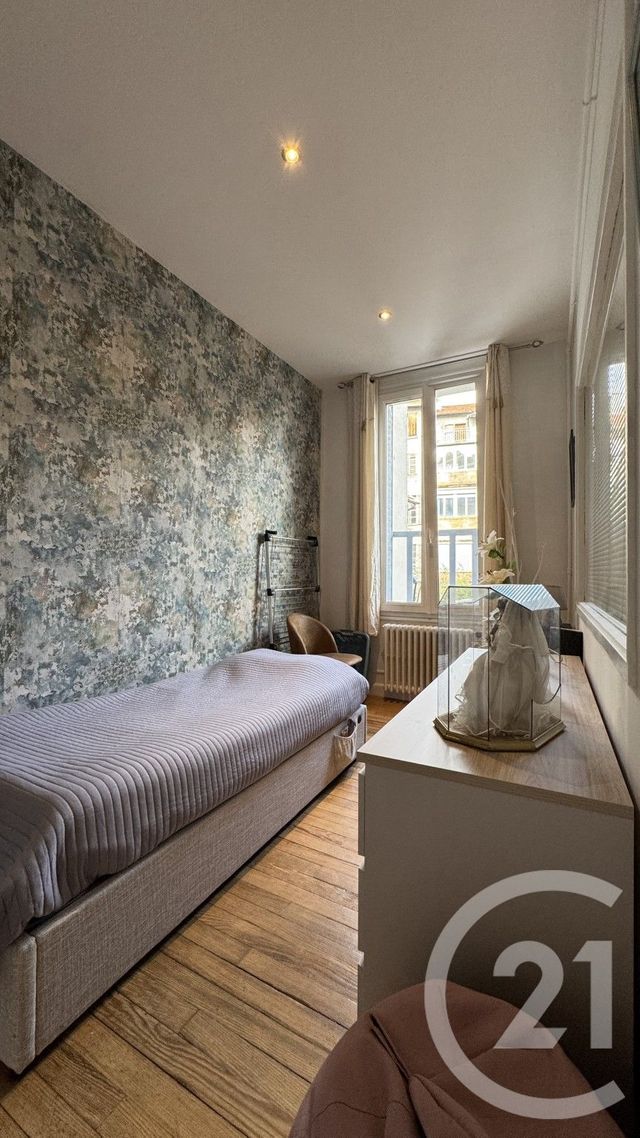 Appartement T4 à vendre - 3 pièces - 98,29 m2 - Gap - 05 - PROVENCE-ALPES-COTE-D-AZUR