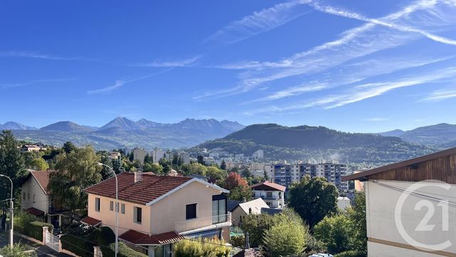 Appartement T4 à vendre - 4 pièces - 84,23 m2 - Gap - 05 - PROVENCE-ALPES-COTE-D-AZUR