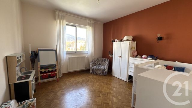 Appartement F4 &agrave; vendre - 4 pi&egrave;ces - 118,12 m2 - Gap - 05 - PROVENCE-ALPES-COTE-D-AZUR