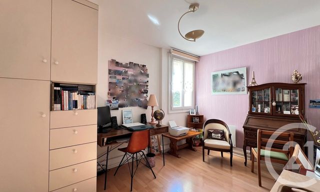 Appartement T5 à vendre - 5 pièces - 111,81 m2 - Gap - 05 - PROVENCE-ALPES-COTE-D-AZUR