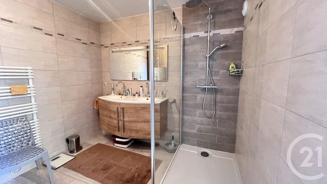 Appartement T5 à vendre - 5 pièces - 135,66 m2 - Gap - 05 - PROVENCE-ALPES-COTE-D-AZUR