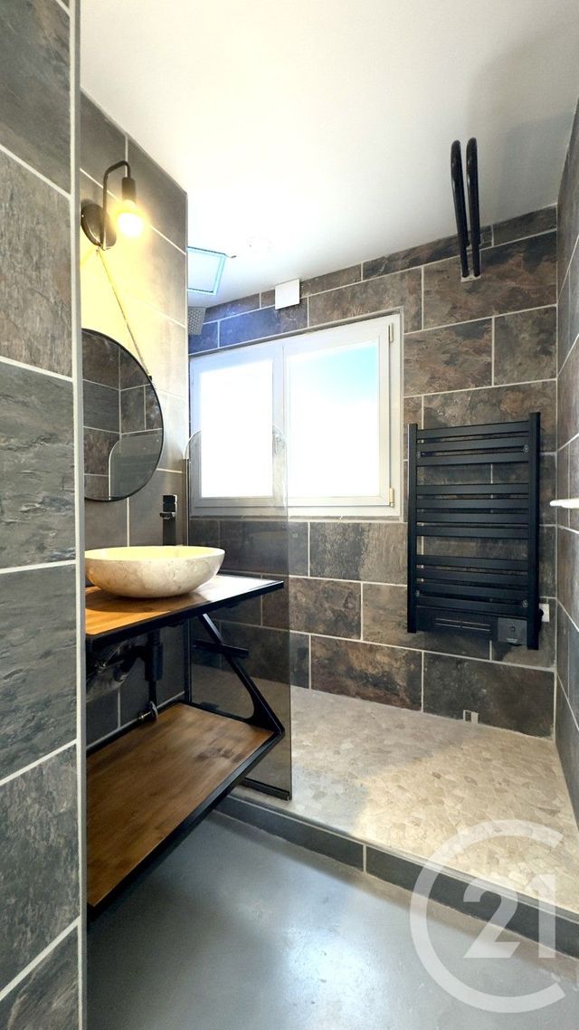 Appartement T3 à vendre - 3 pièces - 63,89 m2 - Gap - 05 - PROVENCE-ALPES-COTE-D-AZUR