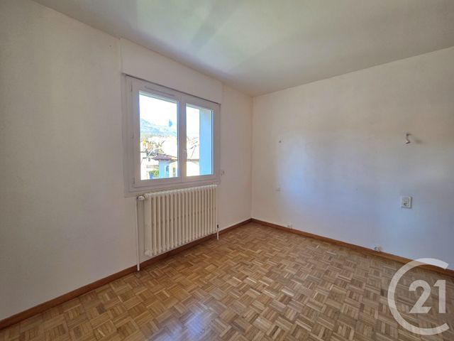 Appartement F3 &agrave; louer - 3 pi&egrave;ces - 59,10 m2 - Gap - 05 - PROVENCE-ALPES-COTE-D-AZUR