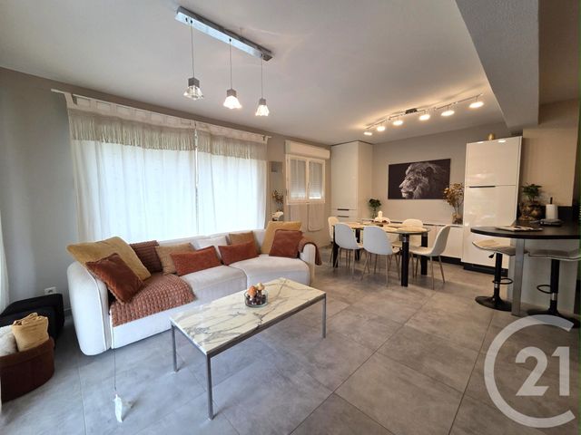 Appartement F3 à louer - 3 pièces - 66,96 m2 - Gap - 05 - PROVENCE-ALPES-COTE-D-AZUR