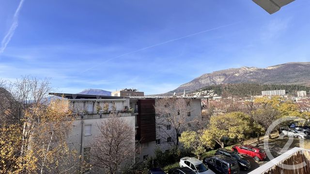 Appartement T3 à vendre - 3 pièces - 73,01 m2 - Gap - 05 - PROVENCE-ALPES-COTE-D-AZUR