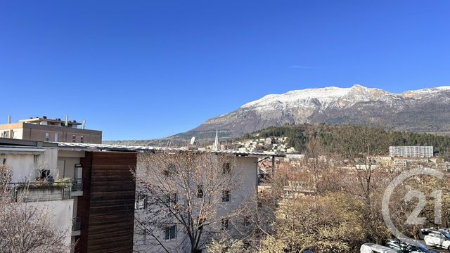 Appartement T3 à vendre - 3 pièces - 73,01 m2 - Gap - 05 - PROVENCE-ALPES-COTE-D-AZUR