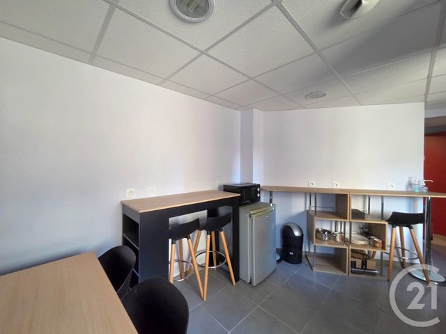 Bureaux à louer - 39.0 m2 - 05 - Hautes-Alpes