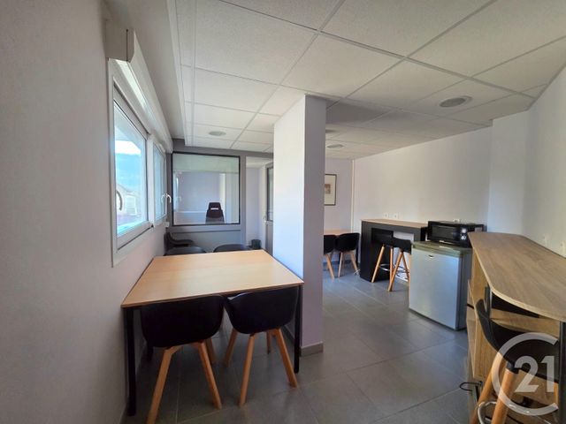 Bureaux à louer - 39.0 m2 - 05 - Hautes-Alpes