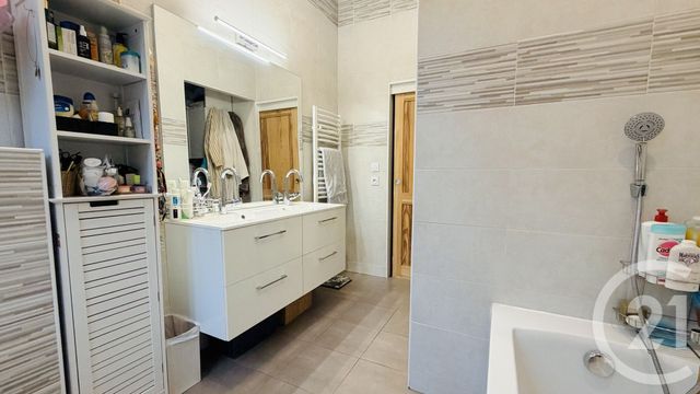 Appartement T4 &agrave; vendre - 5 pi&egrave;ces - 124,83 m2 - Gap - 05 - PROVENCE-ALPES-COTE-D-AZUR