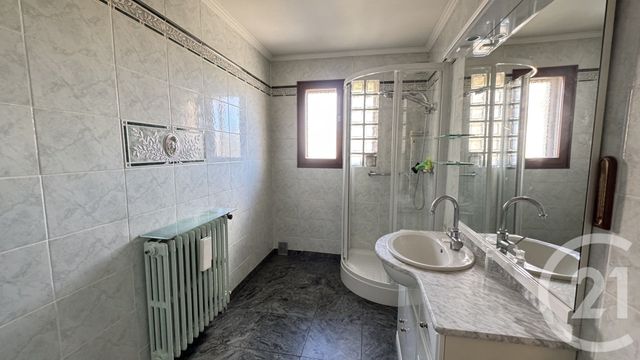 Maison &agrave; vendre - 10 pi&egrave;ces - 254,57 m2 - Gap - 05 - PROVENCE-ALPES-COTE-D-AZUR