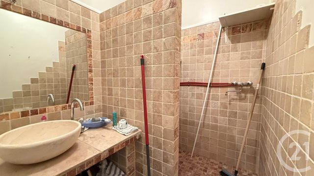 Appartement Local &agrave; vendre - 4 pi&egrave;ces - 77,63 m2 - Gap - 05 - PROVENCE-ALPES-COTE-D-AZUR