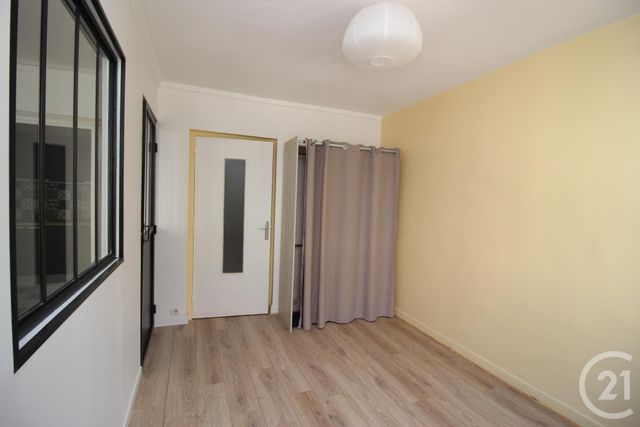 Appartement F2 &agrave; louer - 2 pi&egrave;ces - 28,75 m2 - Gap - 05 - PROVENCE-ALPES-COTE-D-AZUR