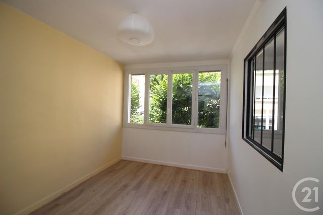 Appartement F2 &agrave; louer - 2 pi&egrave;ces - 28,75 m2 - Gap - 05 - PROVENCE-ALPES-COTE-D-AZUR