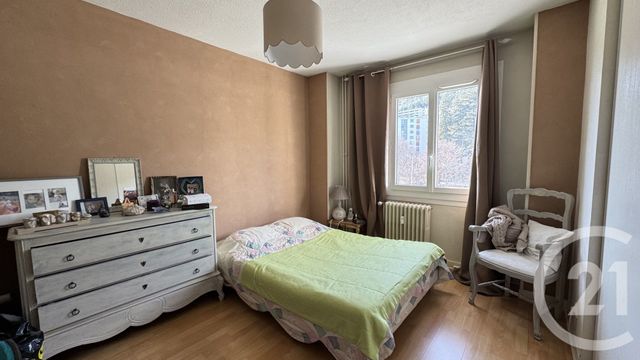 Appartement F4 &agrave; vendre - 4 pi&egrave;ces - 65,35 m2 - Gap - 05 - PROVENCE-ALPES-COTE-D-AZUR