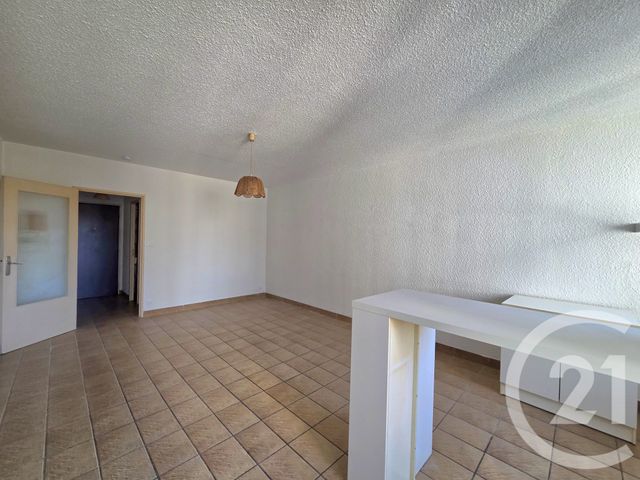 Appartement F1 &agrave; louer - 1 pi&egrave;ce - 31,59 m2 - Gap - 05 - PROVENCE-ALPES-COTE-D-AZUR