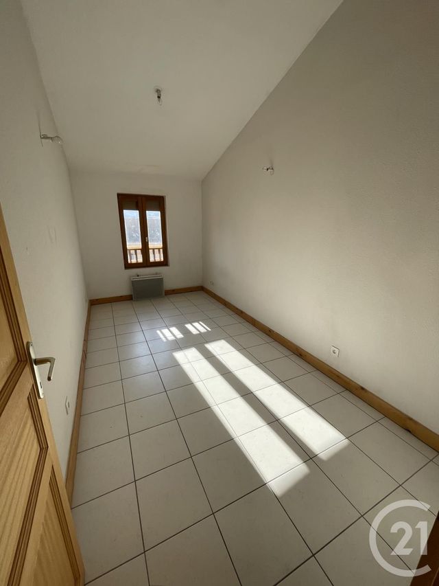 Appartement F3 &agrave; louer - 3 pi&egrave;ces - 65,84 m2 - La Saulce - 05 - PROVENCE-ALPES-COTE-D-AZUR
