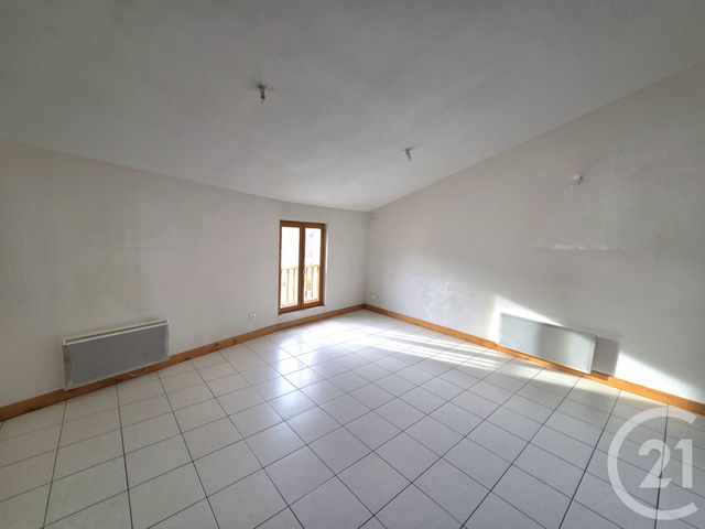 Appartement F3 &agrave; louer - 3 pi&egrave;ces - 65,84 m2 - La Saulce - 05 - PROVENCE-ALPES-COTE-D-AZUR