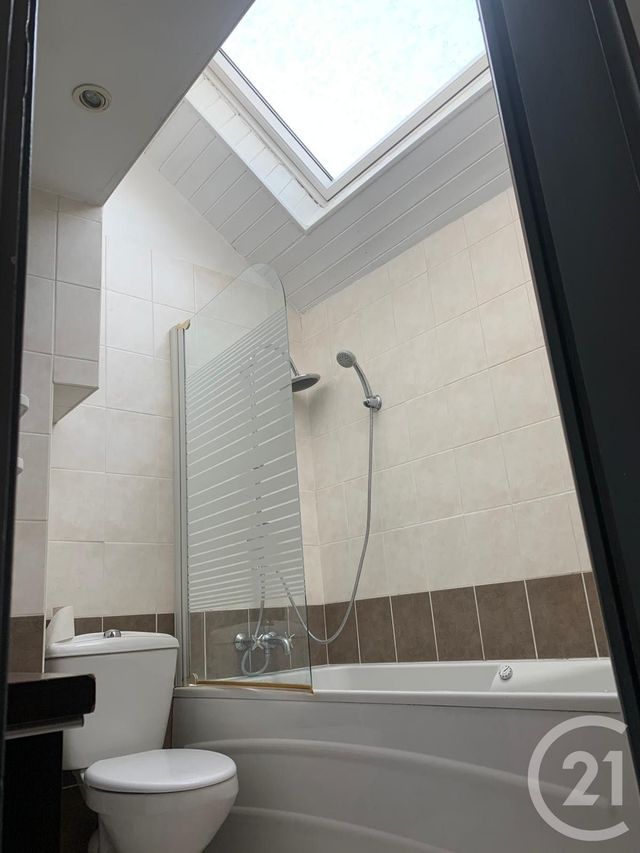 Appartement Duplex &agrave; louer - 2 pi&egrave;ces - 32,39 m2 - Gap - 05 - PROVENCE-ALPES-COTE-D-AZUR