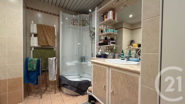 Appartement F5 &agrave; vendre - 5 pi&egrave;ces - 95,45 m2 - Gap - 05 - PROVENCE-ALPES-COTE-D-AZUR