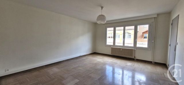 Appartement F3 &agrave; louer - 3 pi&egrave;ces - 83 m2 - Gap - 05 - PROVENCE-ALPES-COTE-D-AZUR