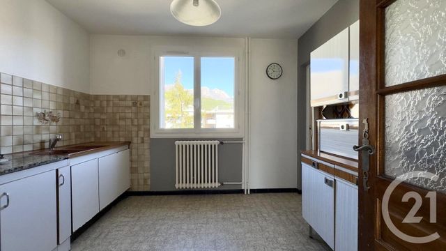 Appartement T4 &agrave; vendre - 4 pi&egrave;ces - 72,58 m2 - Gap - 05 - PROVENCE-ALPES-COTE-D-AZUR