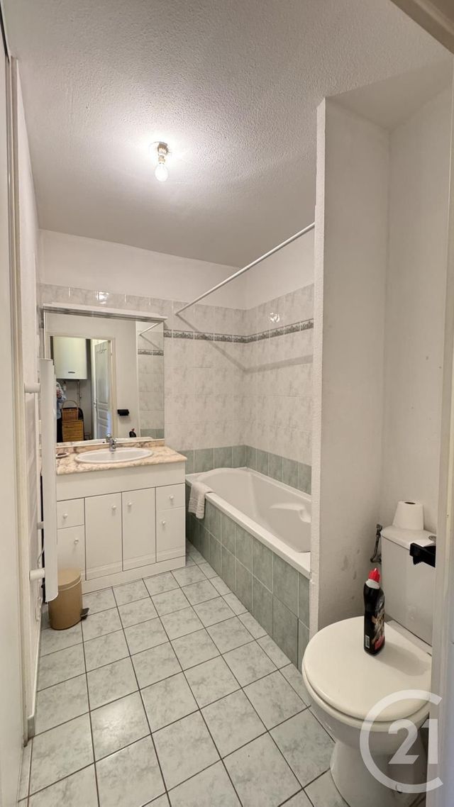 Appartement F2 &agrave; louer - 2 pi&egrave;ces - 29,37 m2 - Gap - 05 - PROVENCE-ALPES-COTE-D-AZUR