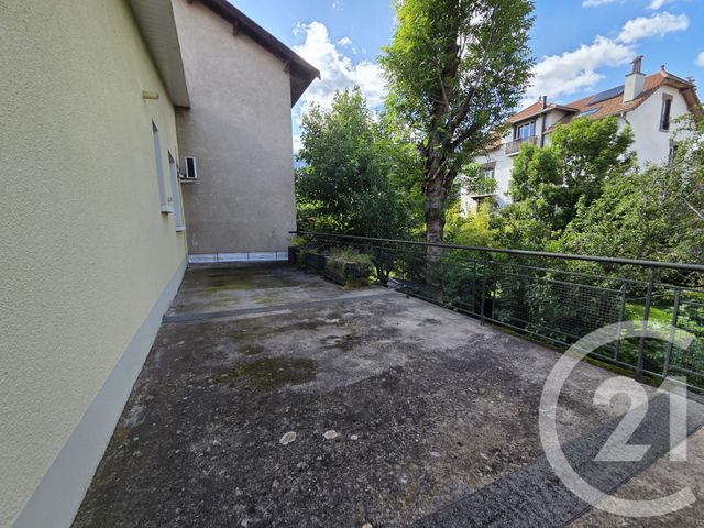 Appartement F5 &agrave; louer - 5 pi&egrave;ces - 104,46 m2 - Gap - 05 - PROVENCE-ALPES-COTE-D-AZUR