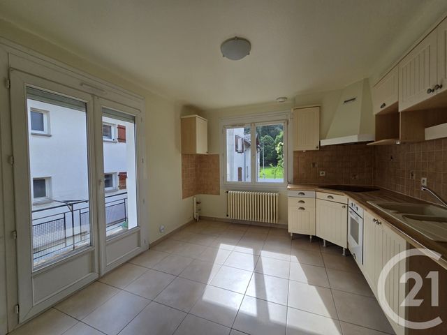 Appartement F5 &agrave; louer - 5 pi&egrave;ces - 104,46 m2 - Gap - 05 - PROVENCE-ALPES-COTE-D-AZUR