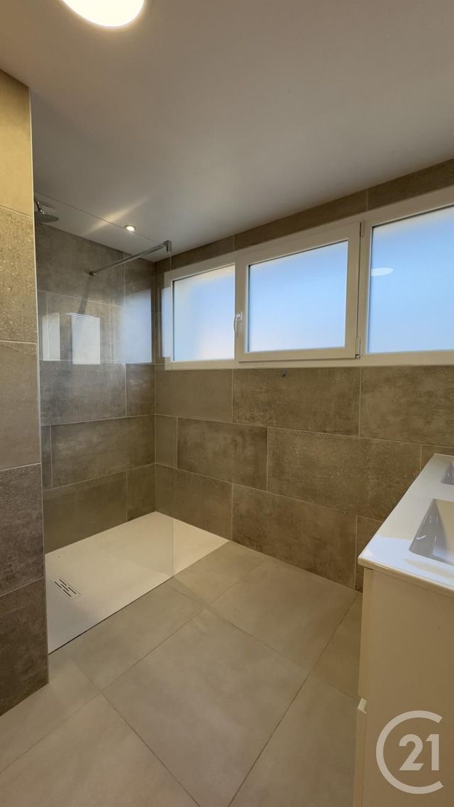Appartement F3 &agrave; vendre - 3 pi&egrave;ces - 78,10 m2 - Gap - 05 - PROVENCE-ALPES-COTE-D-AZUR