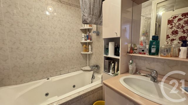 Appartement F4 &agrave; vendre - 4 pi&egrave;ces - 93,77 m2 - Gap - 05 - PROVENCE-ALPES-COTE-D-AZUR