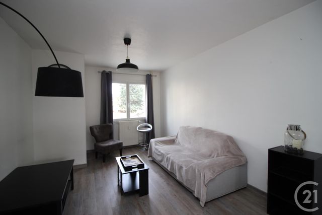 Appartement F2 &agrave; louer - 2 pi&egrave;ces - 47,94 m2 - Gap - 05 - PROVENCE-ALPES-COTE-D-AZUR