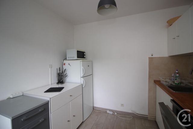 Appartement F2 &agrave; louer - 2 pi&egrave;ces - 47,94 m2 - Gap - 05 - PROVENCE-ALPES-COTE-D-AZUR
