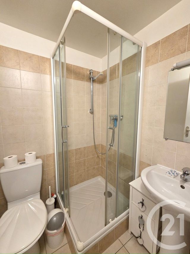 Appartement F1 &agrave; louer - 1 pi&egrave;ce - 24,69 m2 - Gap - 05 - PROVENCE-ALPES-COTE-D-AZUR