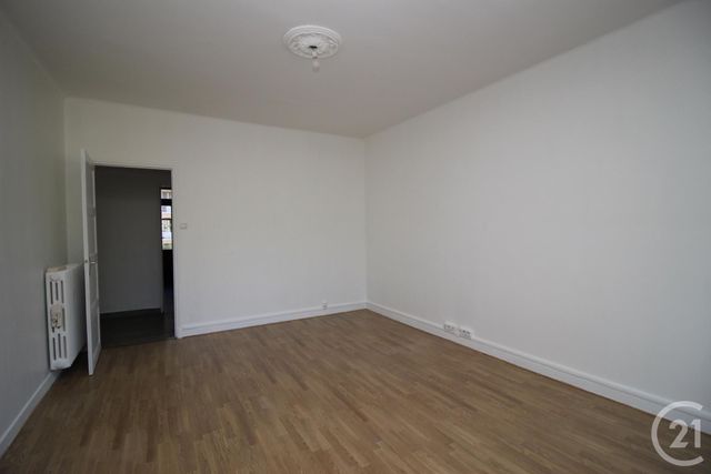 Appartement T3 &agrave; louer - 3 pi&egrave;ces - 65,01 m2 - Gap - 05 - PROVENCE-ALPES-COTE-D-AZUR
