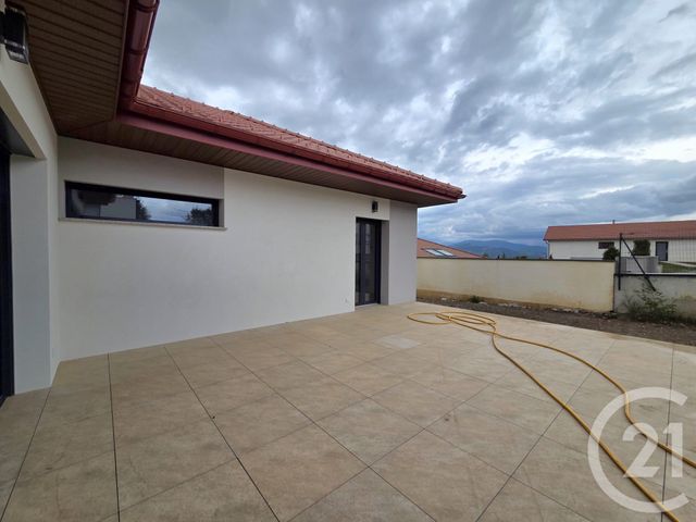 Maison &agrave; louer - 4 pi&egrave;ces - 110,63 m2 - La Freissinouse - 05 - PROVENCE-ALPES-COTE-D-AZUR