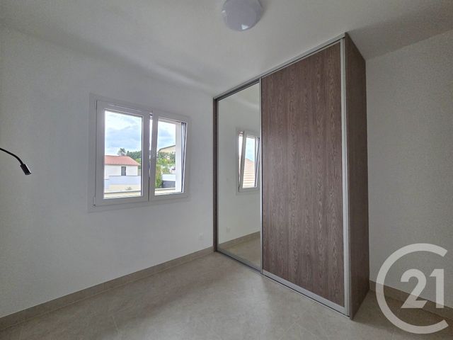 Maison &agrave; louer - 4 pi&egrave;ces - 110,63 m2 - La Freissinouse - 05 - PROVENCE-ALPES-COTE-D-AZUR
