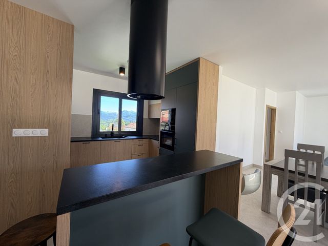 Maison &agrave; louer - 4 pi&egrave;ces - 110,96 m2 - La Freissinouse - 05 - PROVENCE-ALPES-COTE-D-AZUR